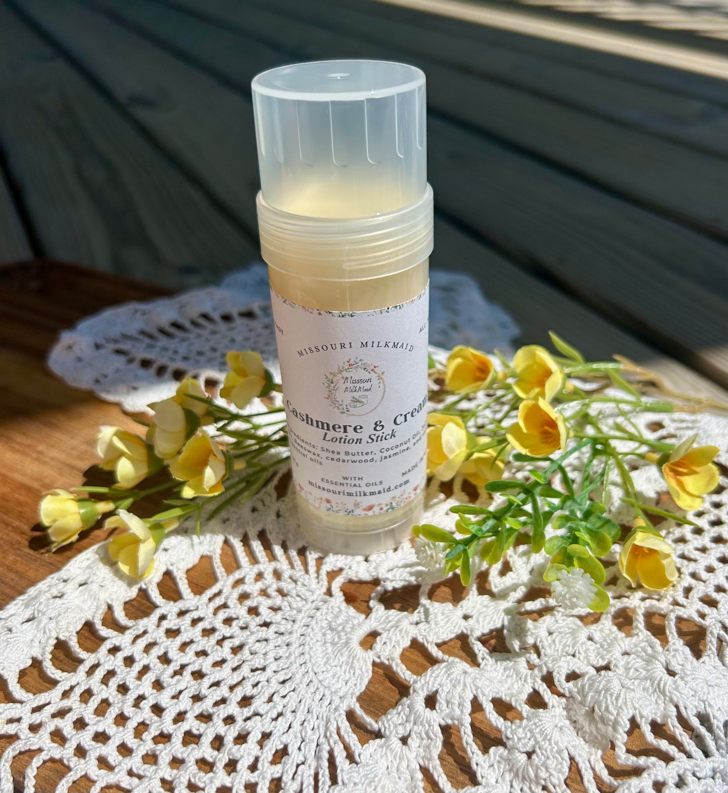 Cashmere & Cream Lotion stick